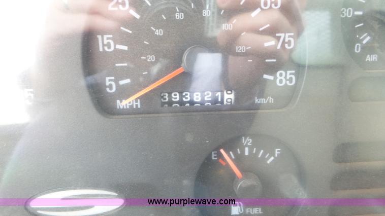 image for item K6895 1999 Sterling Acterra A9500 silage truck