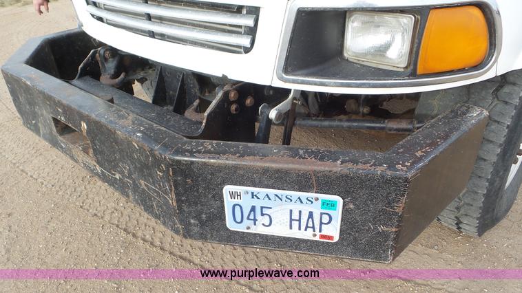 image for item K6895 1999 Sterling Acterra A9500 silage truck