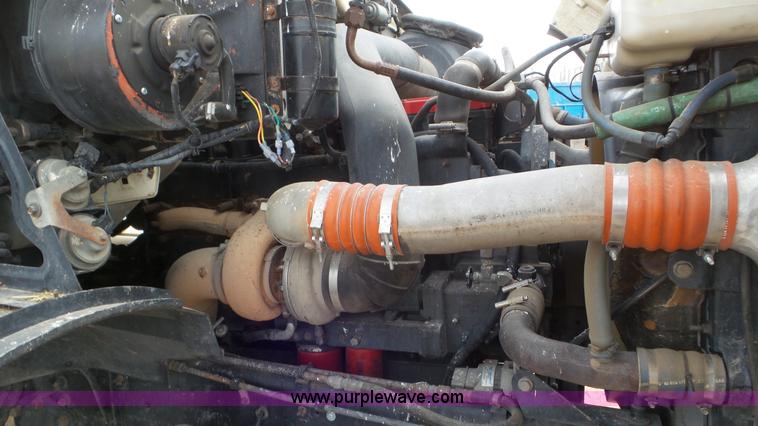 image for item K6895 1999 Sterling Acterra A9500 silage truck