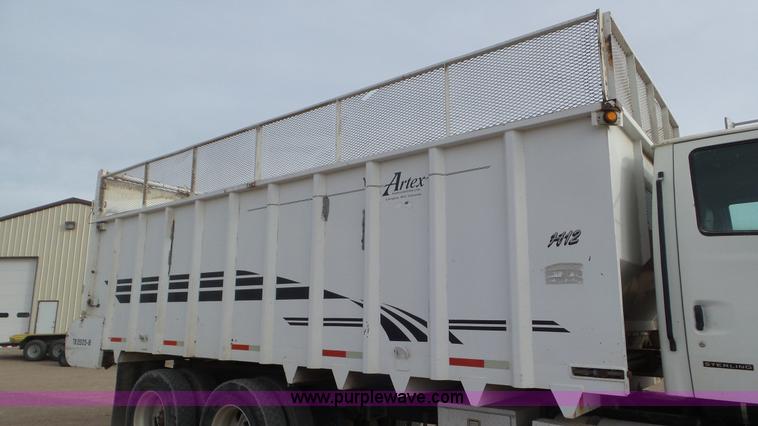 image for item K6895 1999 Sterling Acterra A9500 silage truck