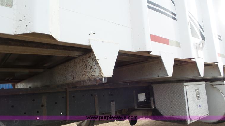 image for item K6895 1999 Sterling Acterra A9500 silage truck