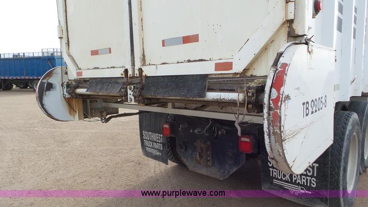 image for item K6895 1999 Sterling Acterra A9500 silage truck