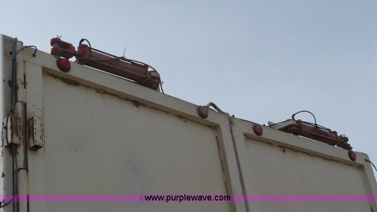 image for item K6895 1999 Sterling Acterra A9500 silage truck