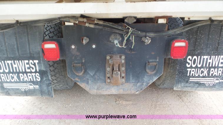 image for item K6895 1999 Sterling Acterra A9500 silage truck