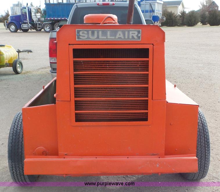 image for item K6896 Sullair 150 air compressor