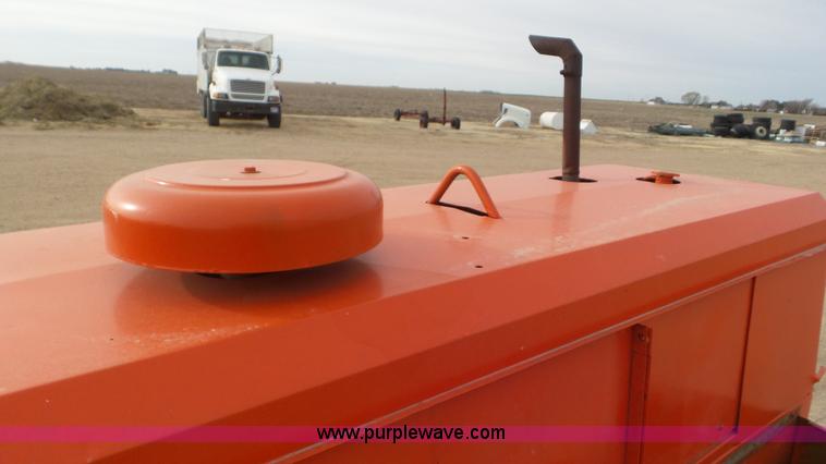 image for item K6896 Sullair 150 air compressor