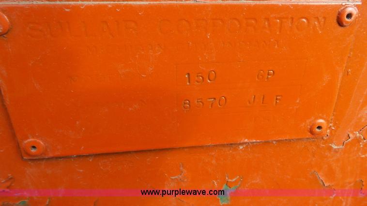 image for item K6896 Sullair 150 air compressor