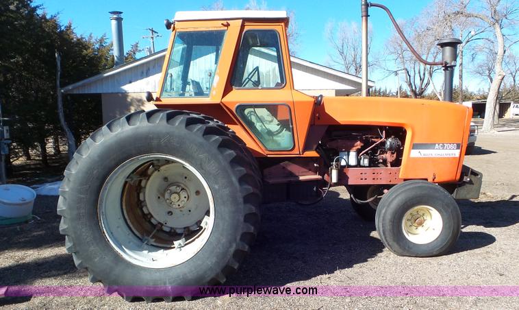 image for item K6942 1977 Allis Chalmers 7060 tractor