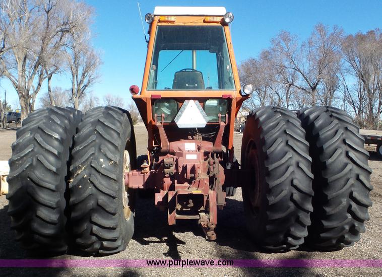 image for item K6942 1977 Allis Chalmers 7060 tractor