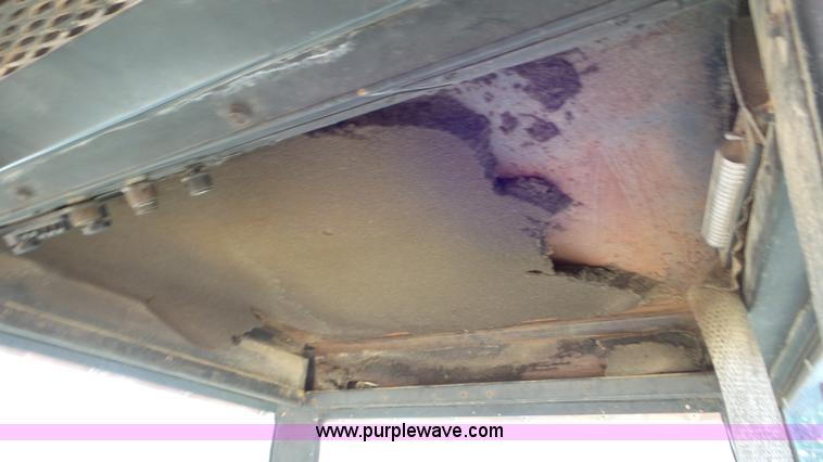 image for item K6942 1977 Allis Chalmers 7060 tractor