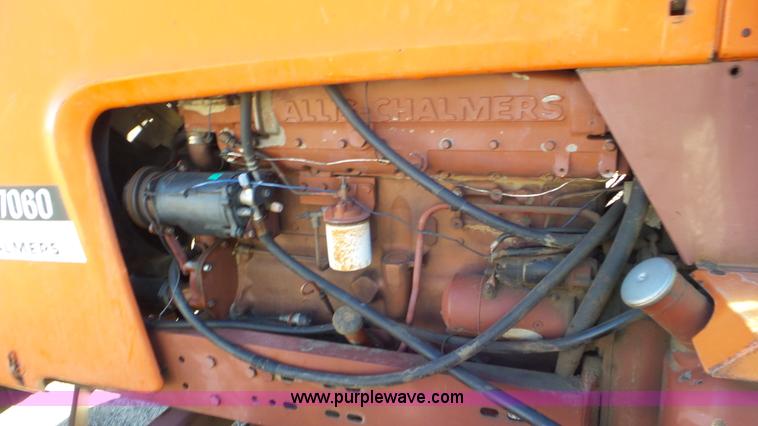 image for item K6942 1977 Allis Chalmers 7060 tractor