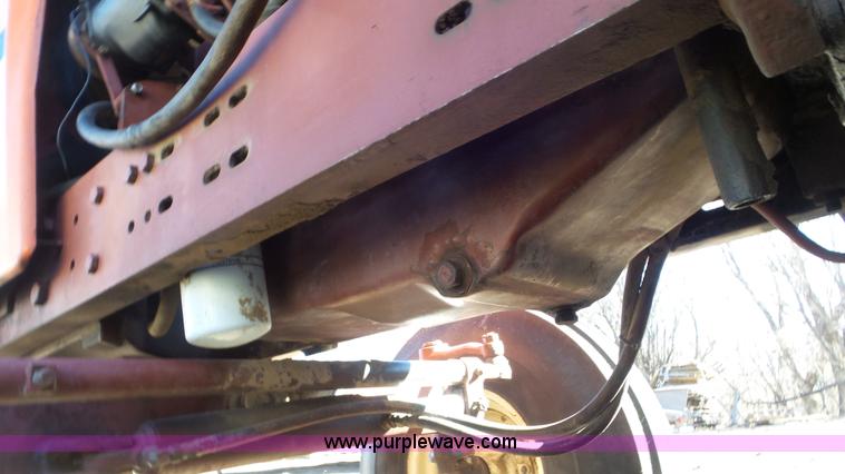 image for item K6942 1977 Allis Chalmers 7060 tractor