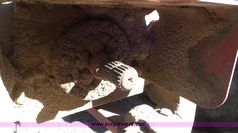 image for item K6942 1977 Allis Chalmers 7060 tractor