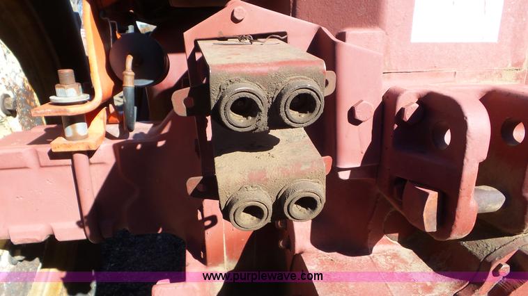 image for item K6942 1977 Allis Chalmers 7060 tractor