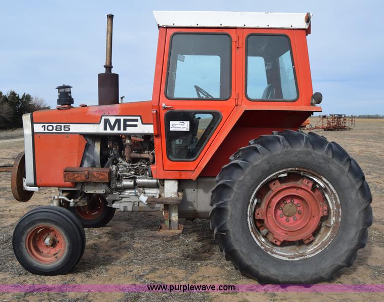 image for item K8511 Massey-Ferguson 1085 tractor