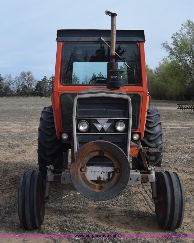 image for item K8511 Massey-Ferguson 1085 tractor