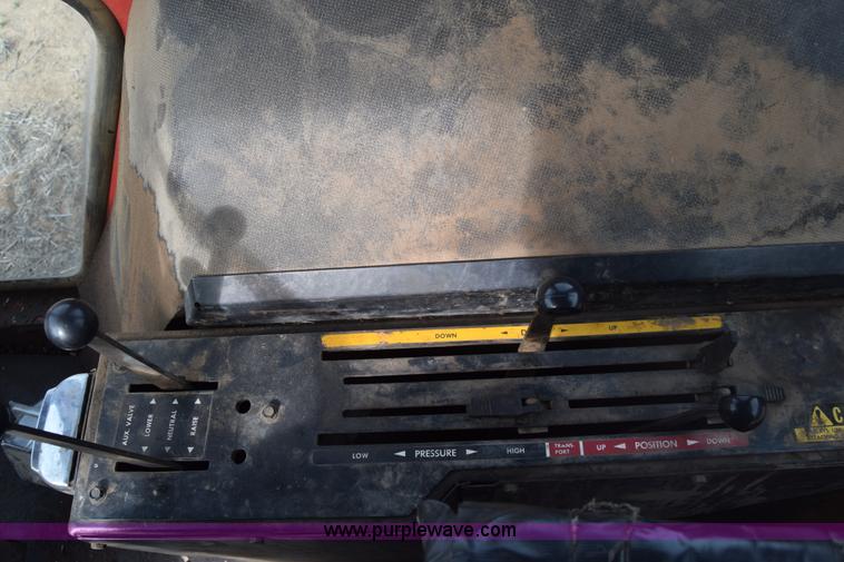 image for item K8511 Massey-Ferguson 1085 tractor