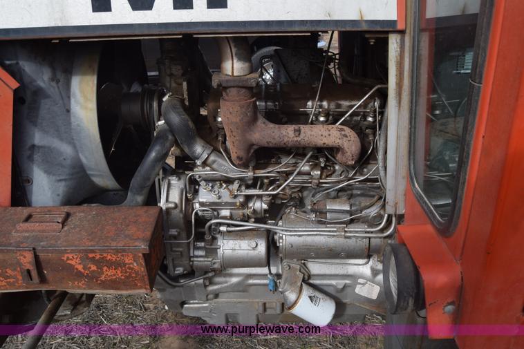 image for item K8511 Massey-Ferguson 1085 tractor