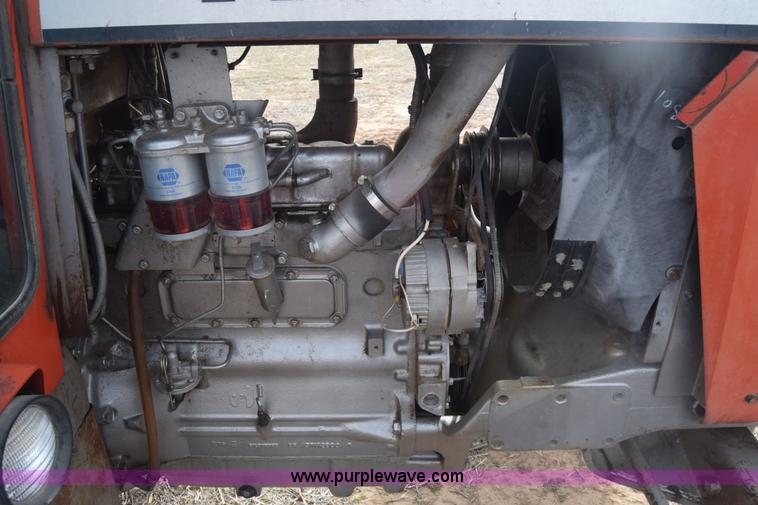 image for item K8511 Massey-Ferguson 1085 tractor