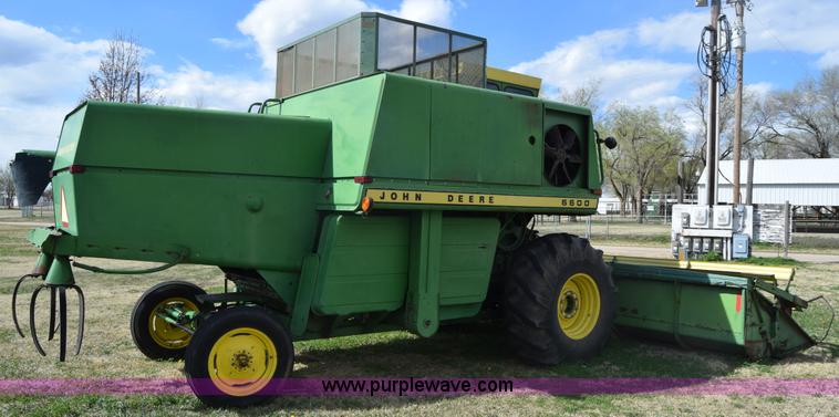 image for item K8545 John Deere 6600 combine
