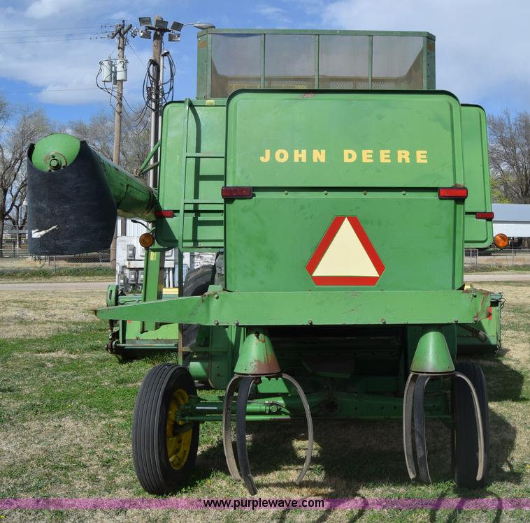 image for item K8545 John Deere 6600 combine