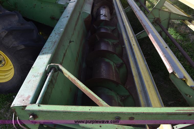 image for item K8545 John Deere 6600 combine