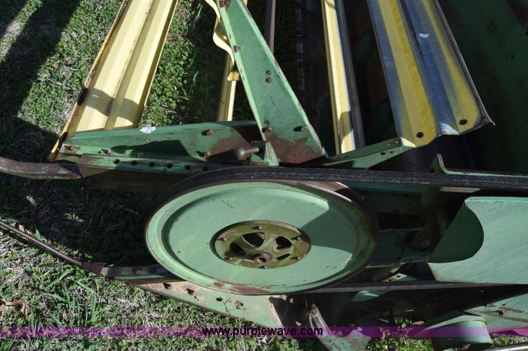 image for item K8545 John Deere 6600 combine