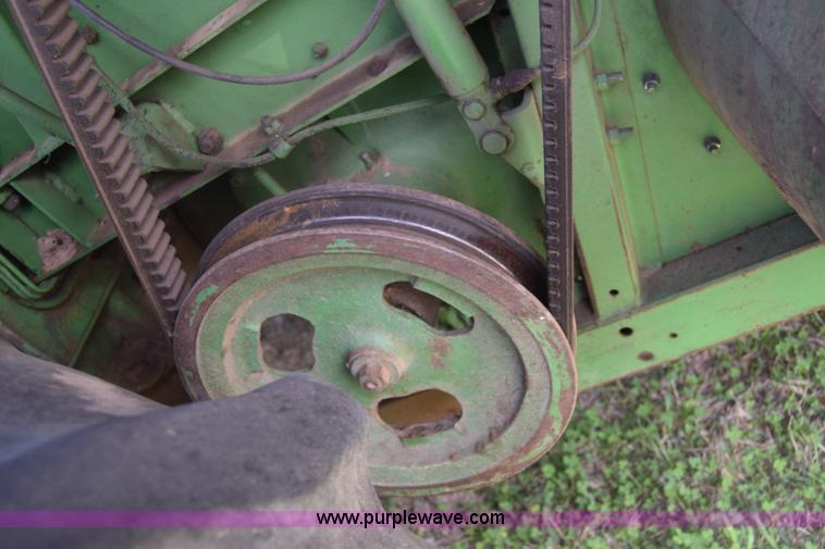 image for item K8545 John Deere 6600 combine