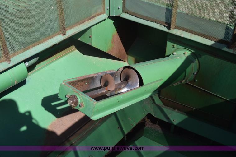 image for item K8545 John Deere 6600 combine