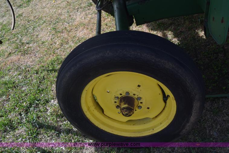 image for item K8545 John Deere 6600 combine