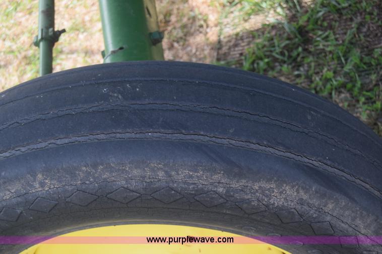 image for item K8545 John Deere 6600 combine