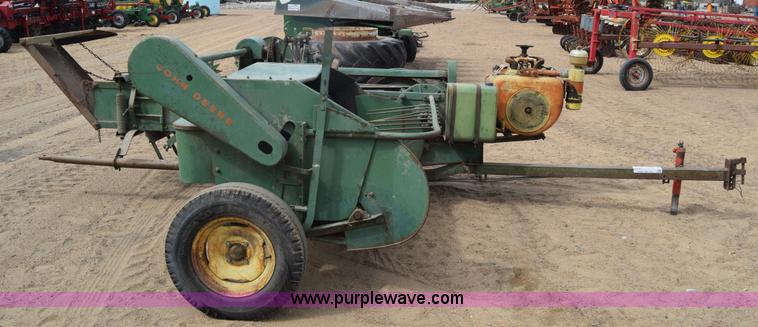 image for item K8553 John Deere 214T square baler