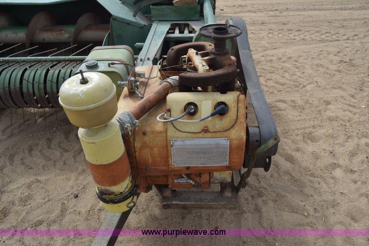 image for item K8553 John Deere 214T square baler