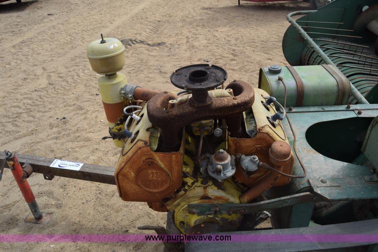 image for item K8553 John Deere 214T square baler