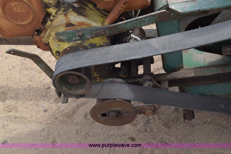 image for item K8553 John Deere 214T square baler