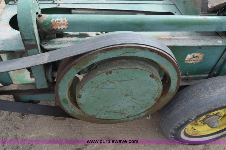 image for item K8553 John Deere 214T square baler