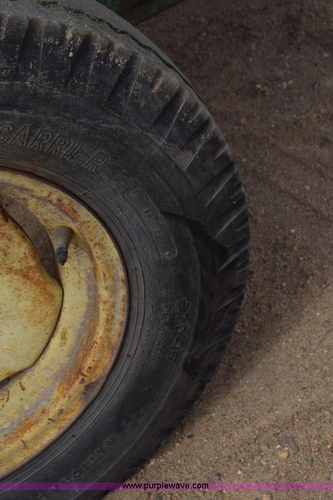 image for item K8553 John Deere 214T square baler