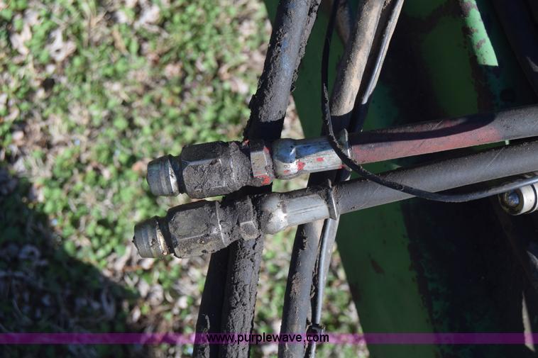 image for item K8574 John Deere 455 grain drill