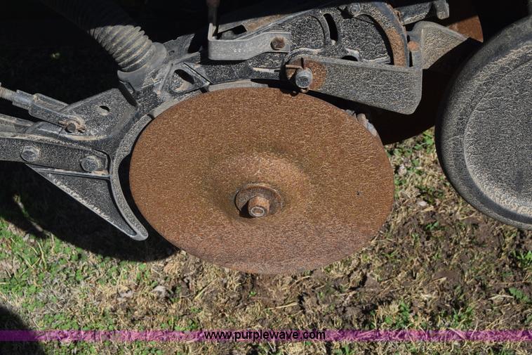 image for item K8574 John Deere 455 grain drill
