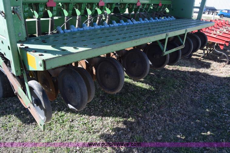 image for item K8574 John Deere 455 grain drill