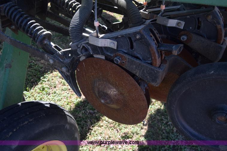 image for item K8574 John Deere 455 grain drill