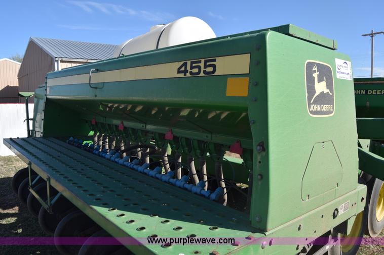 image for item K8574 John Deere 455 grain drill