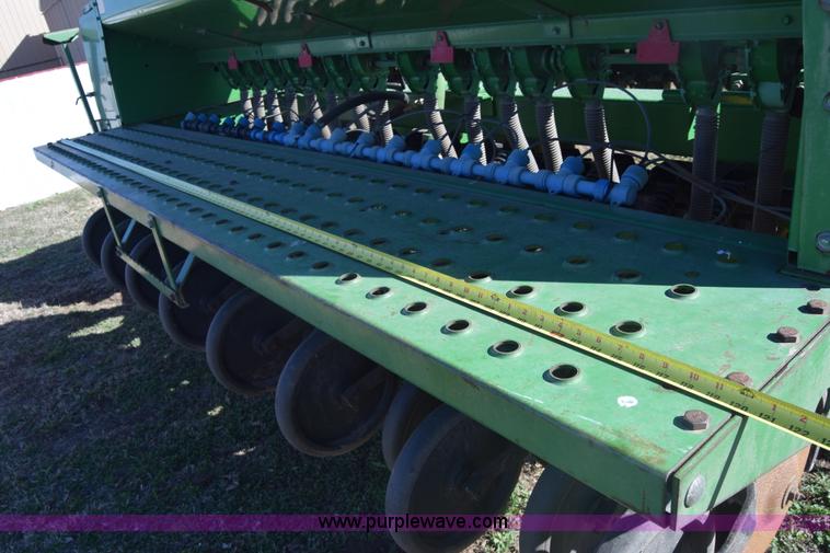 image for item K8574 John Deere 455 grain drill