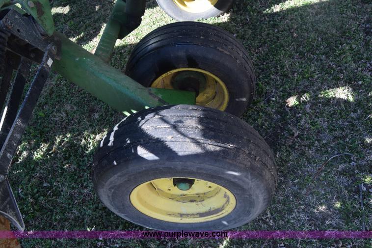 image for item K8574 John Deere 455 grain drill