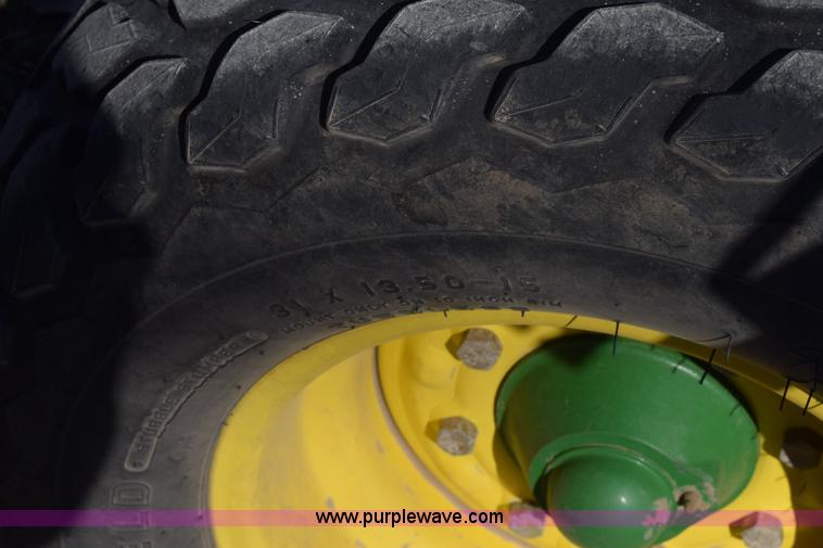 image for item K8615 2009 John Deere 1990 CCS air seeder