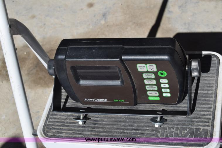 image for item K8615 2009 John Deere 1990 CCS air seeder