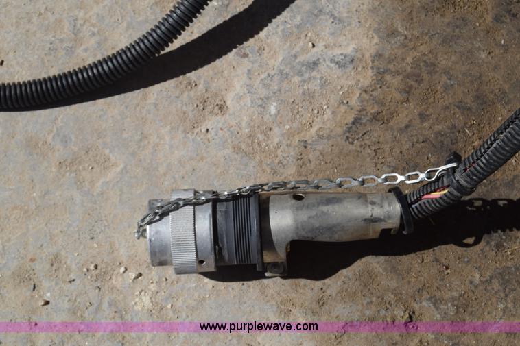 image for item K8615 2009 John Deere 1990 CCS air seeder