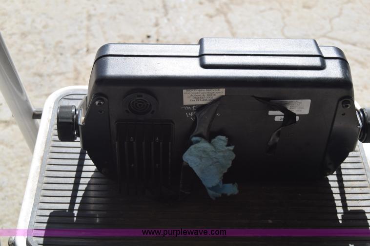 image for item K8615 2009 John Deere 1990 CCS air seeder