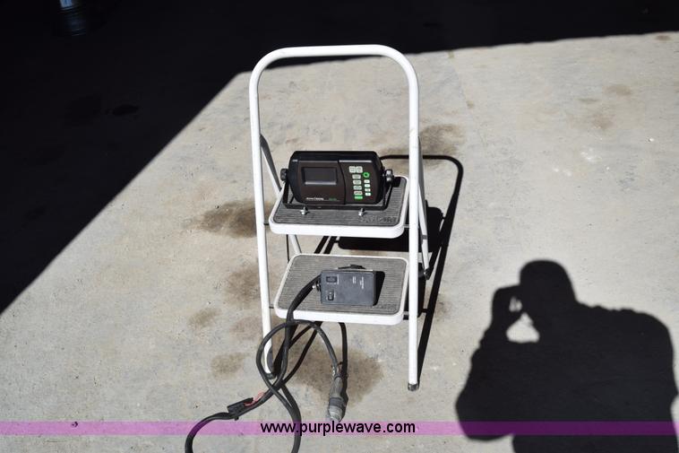 image for item K8615 2009 John Deere 1990 CCS air seeder