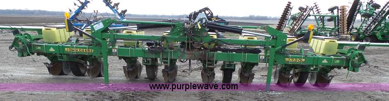 image for item L3729 John Deere 1720 planter